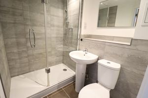 EN-SUITE- click for photo gallery